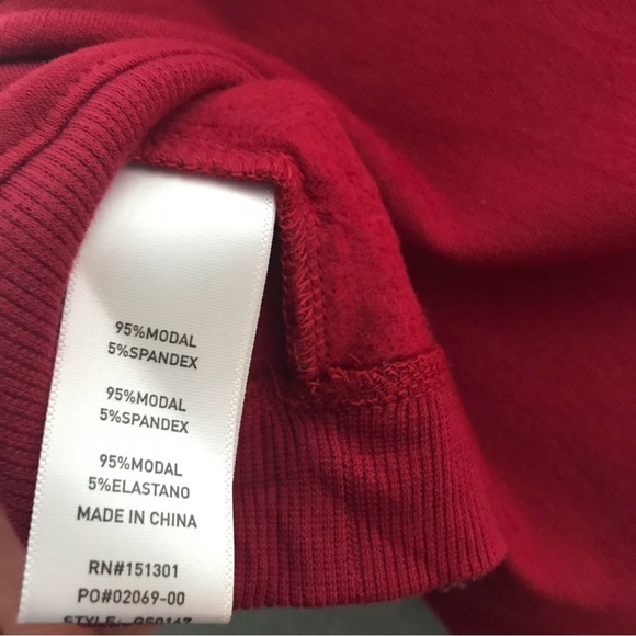 NWT Good American Red Deep V Neck Crop Lightweight Fleece Sweater - Picture 5 of 7